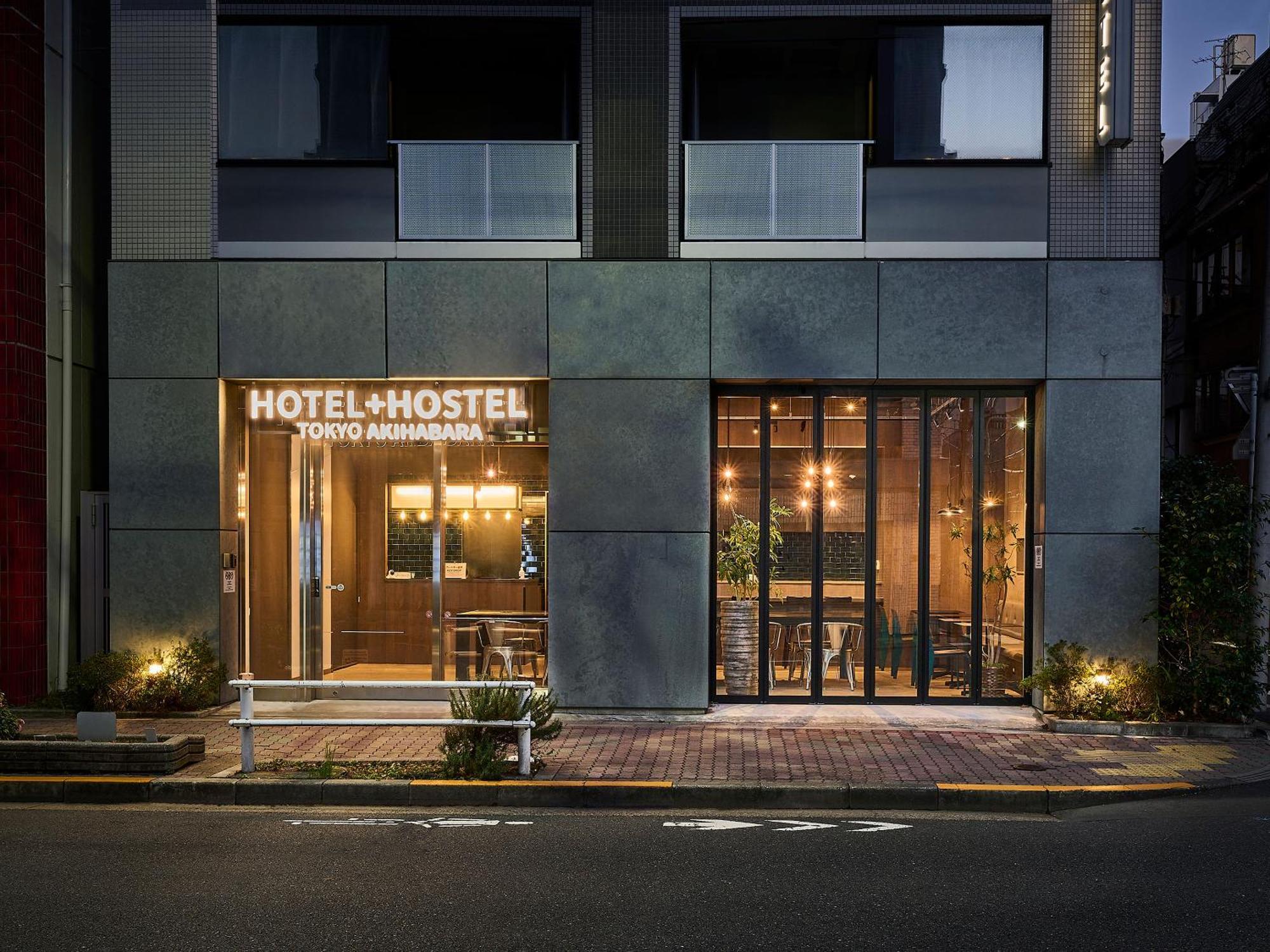 Hotel Plus Hostel Tokyo Akihabara Bagian luar foto